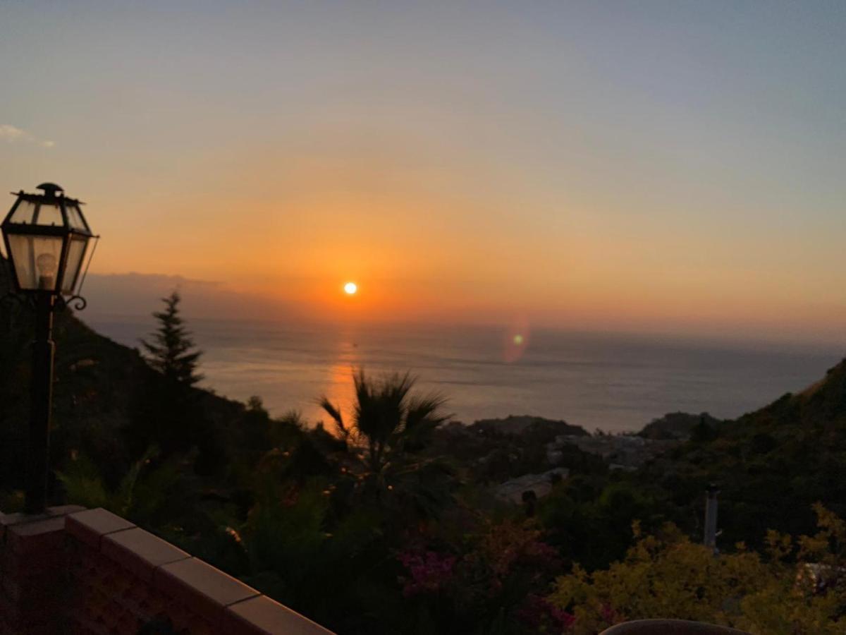 Casa Dei Sogni Taormina Bed and Breakfast Εξωτερικό φωτογραφία