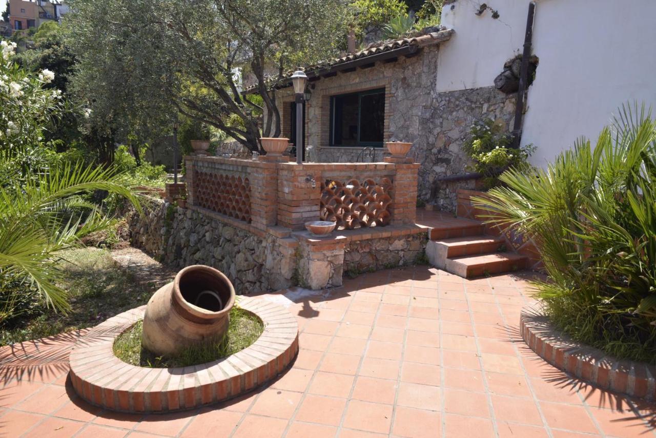 Casa Dei Sogni Taormina Bed and Breakfast Εξωτερικό φωτογραφία